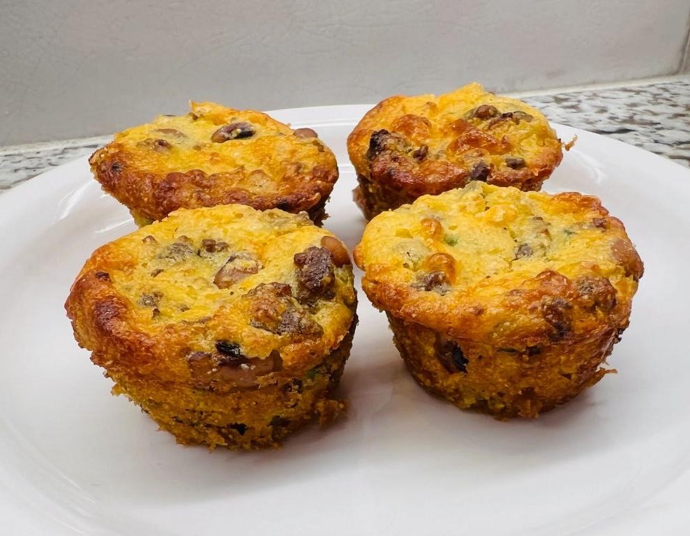 Black Eyed Pea Cornbread Muffins