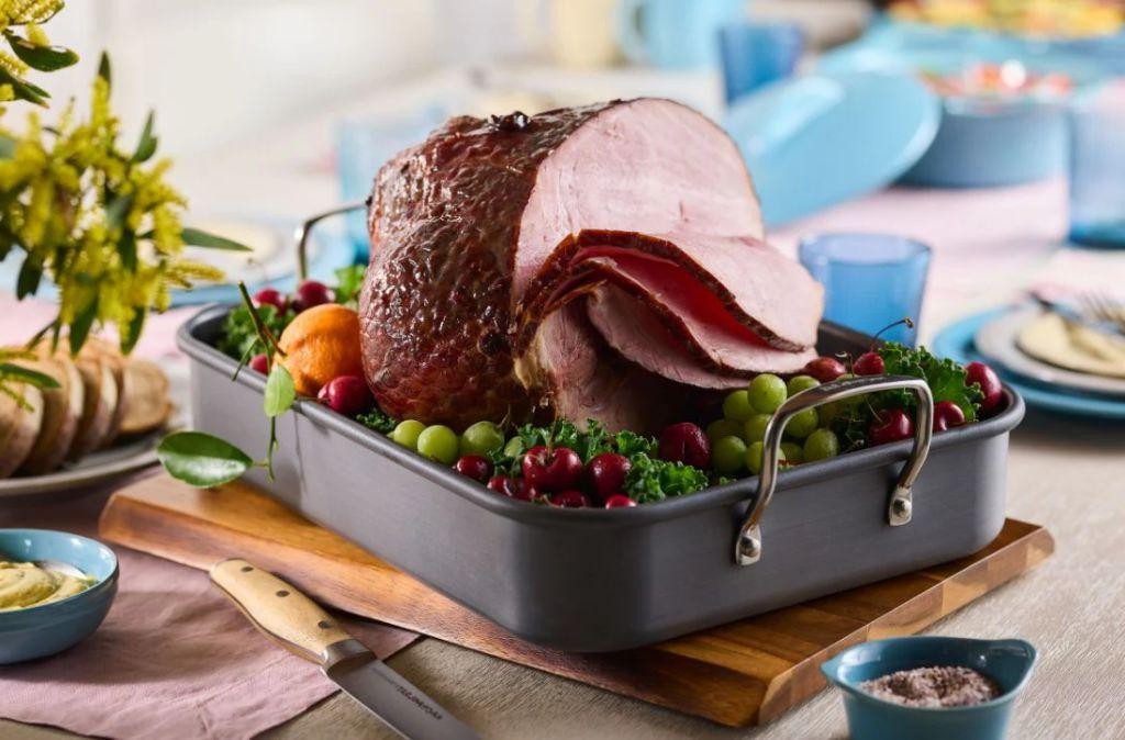 Mapled Ham with Cherry Glaze